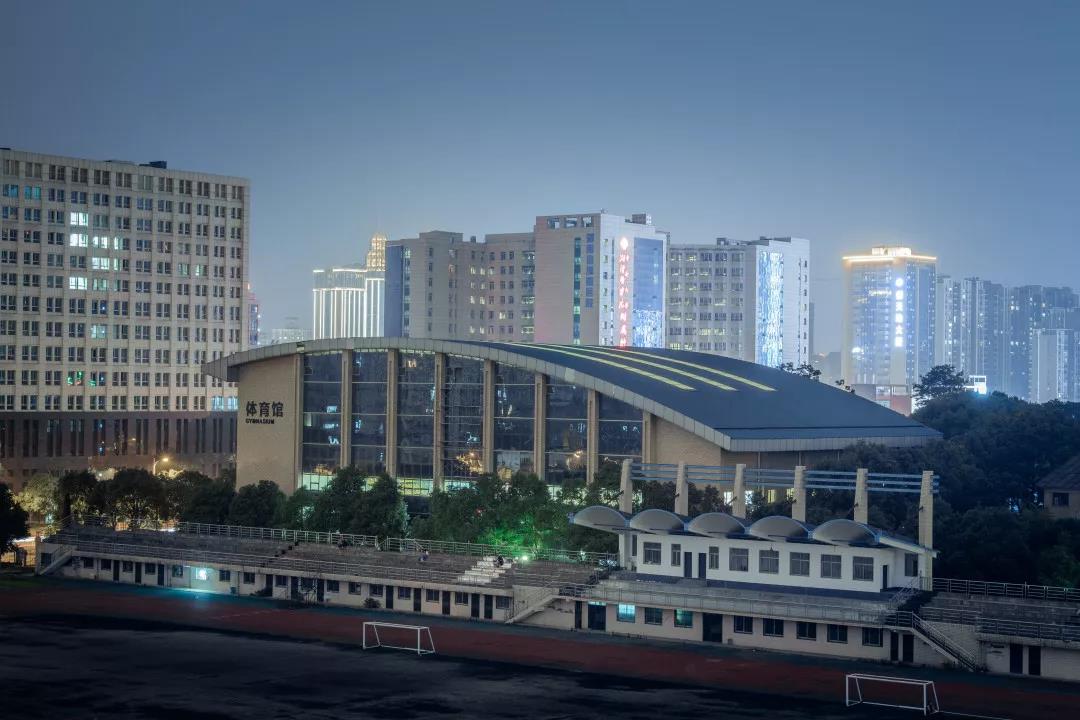 中南大学新操场,中南大学新校区运动场