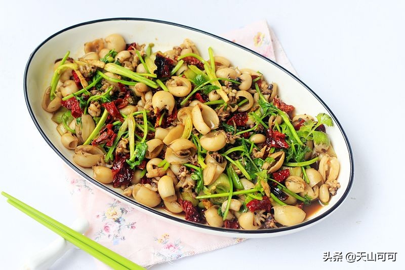 如何保证墨鱼仔的口感,要想鱼丸鲜嫩放什么生粉