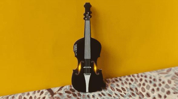 手臂上的小提琴,指尖上的手风琴