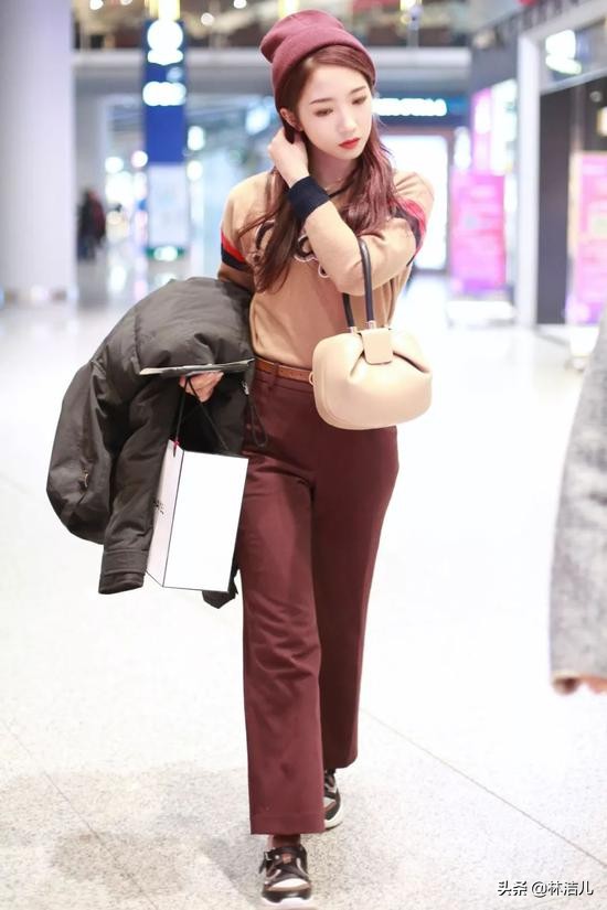 周雨彤立体格子大包包,周雨彤同款香奈儿包包