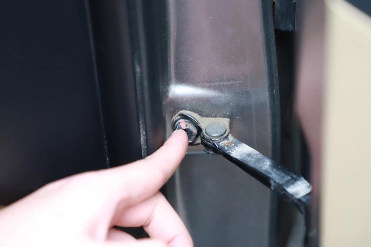 二手车鉴定最简单的方法,鉴别二手车的方法