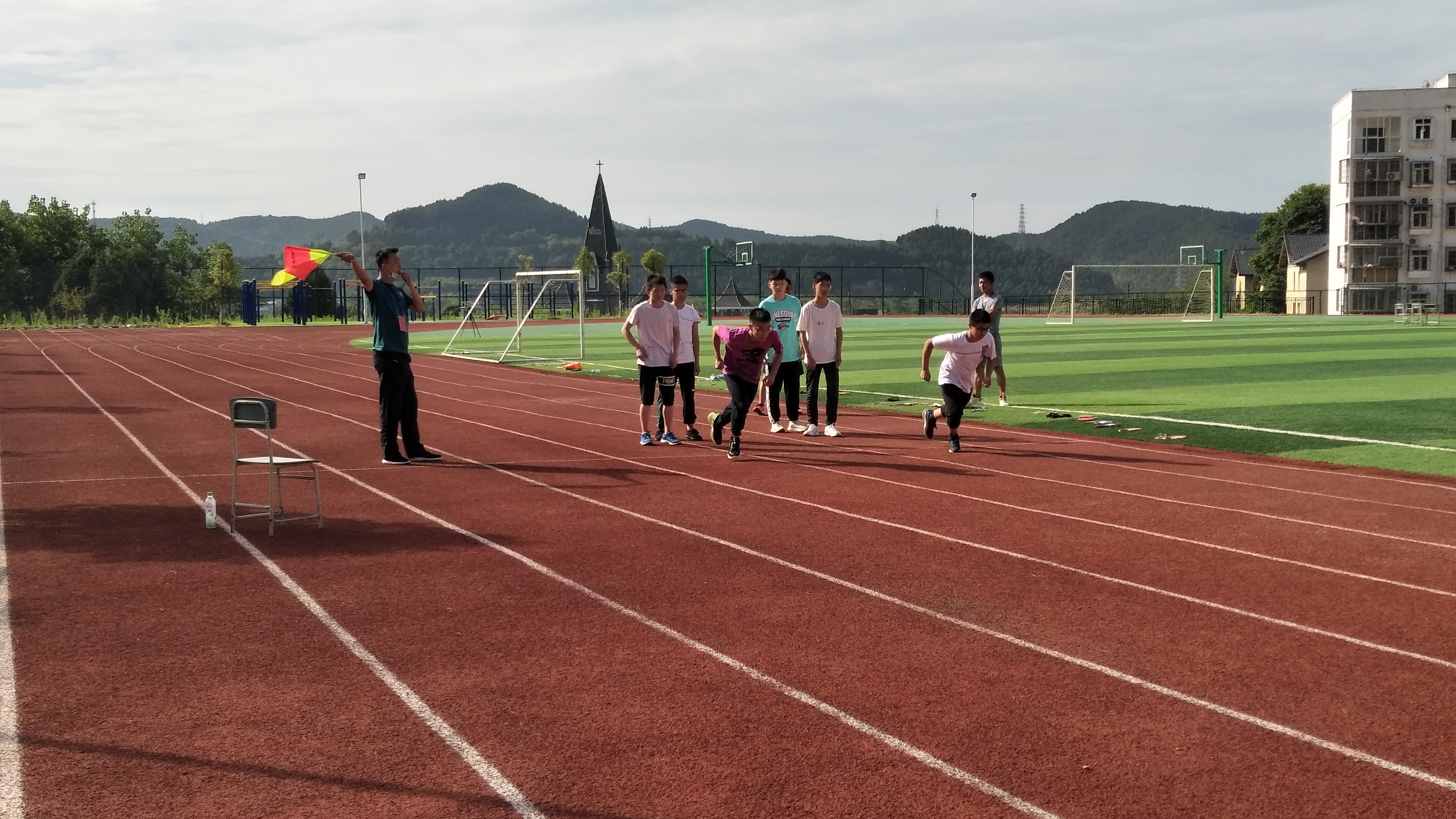 盐亭华宸国际学校2016级,华宸国际学校盐亭体考