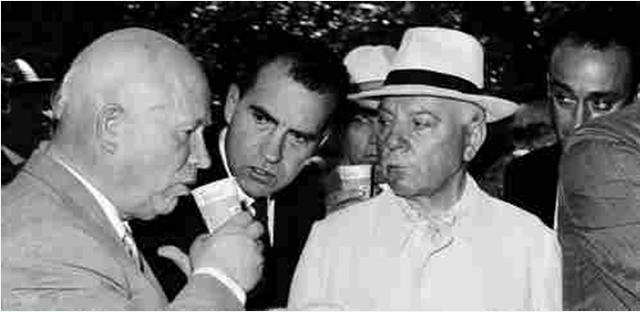 赫鲁晓夫尼克松完整版,赫鲁晓夫对尼克松的评价