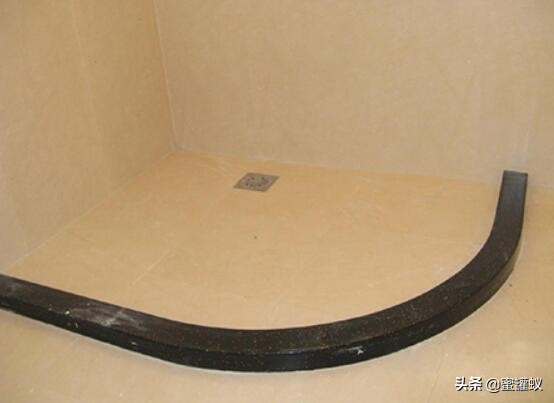 弧形石基是预埋还是不预埋好,预埋石基还是不预埋好