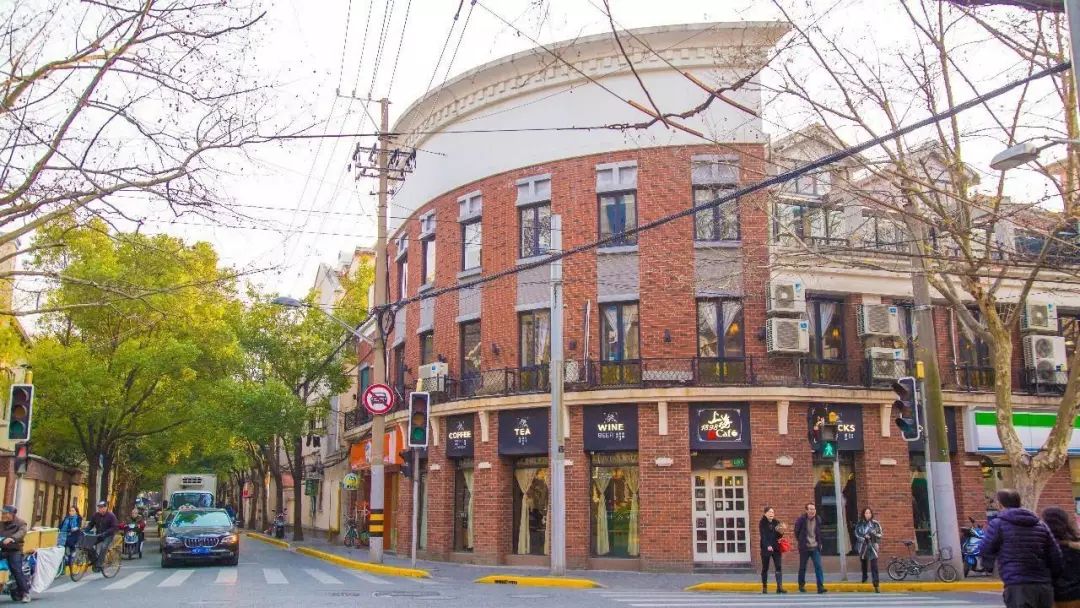 在上海一个月工资两万什么水平,月薪不过3万的看过来