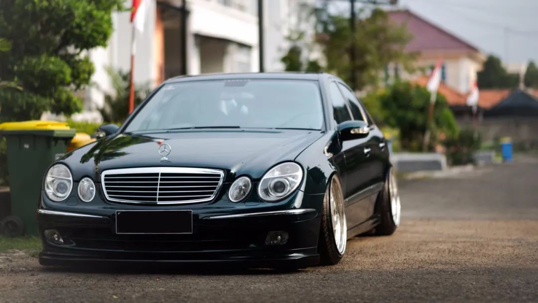 最美豪华奔驰,最美奔驰双门轿跑2017款