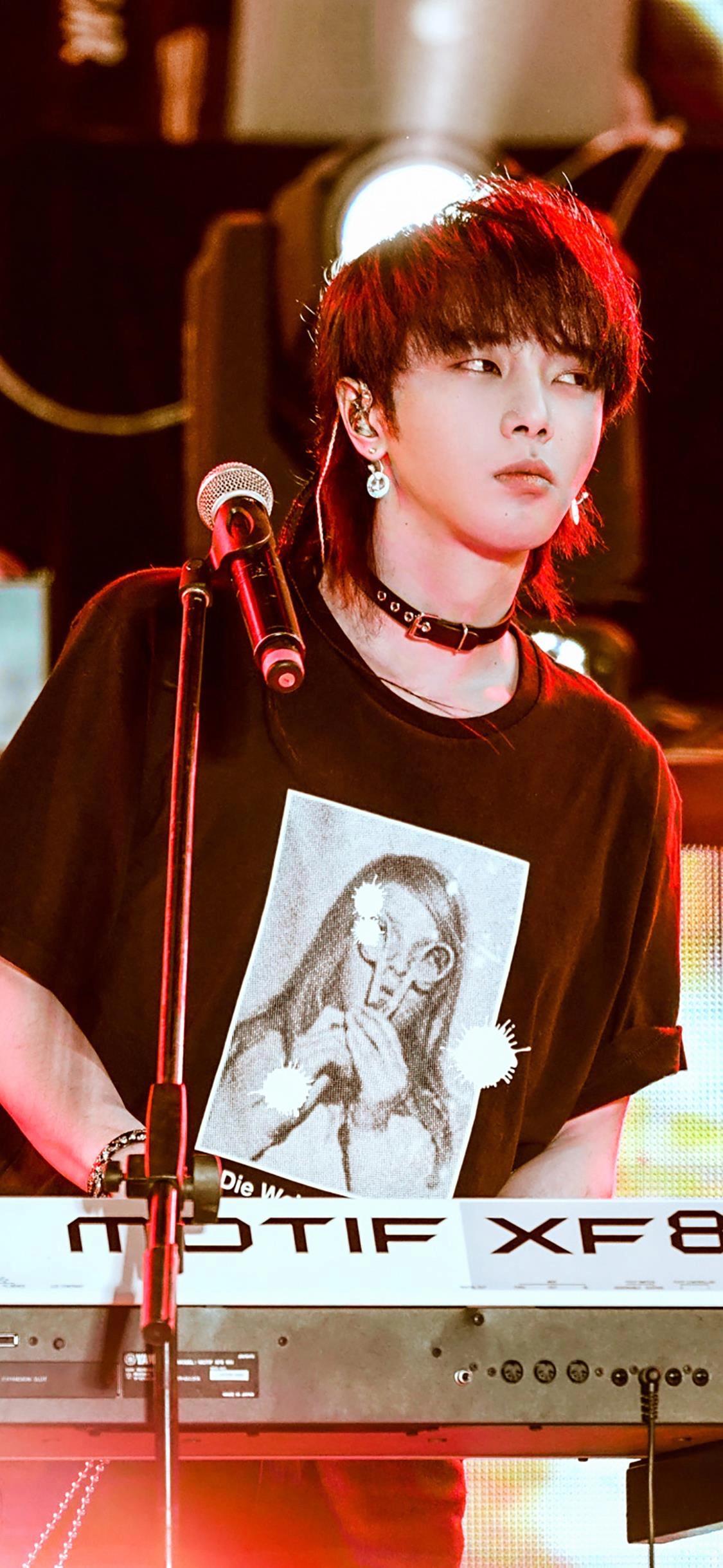 华晨宇高清壁纸最新,华晨宇高清大图壁纸