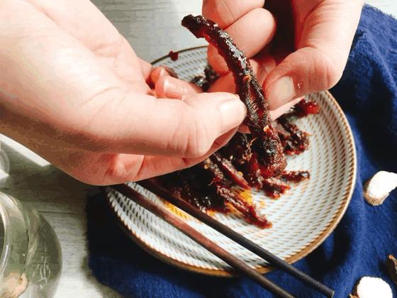 好吃到舔指头！咬上一口，肉汁儿四溢，满足到飘起来