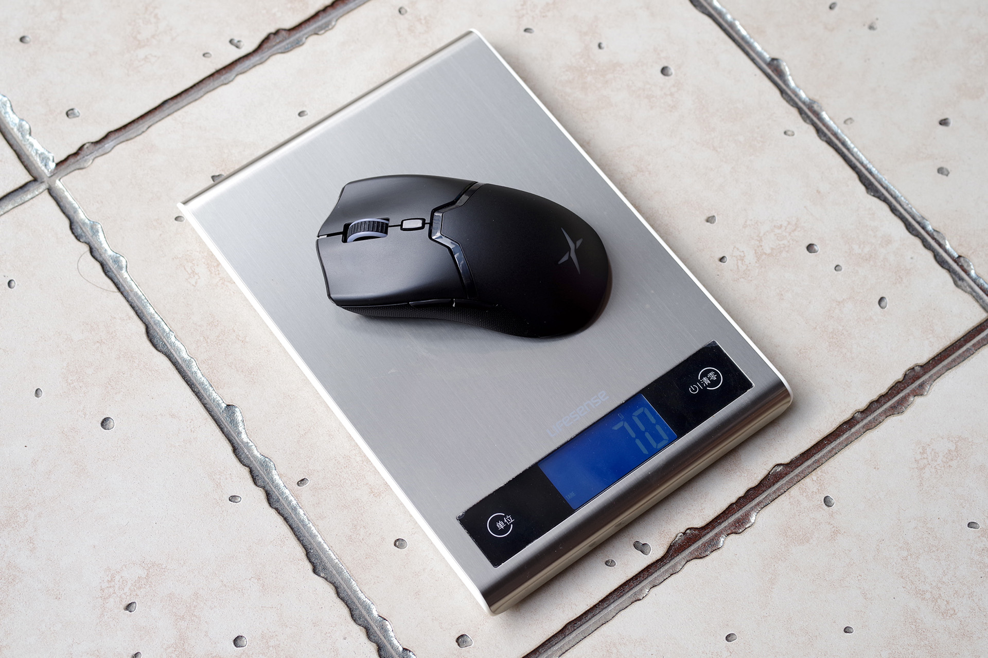 多彩m800鼠标游戏评测,多彩鼠标m800pro好用吗