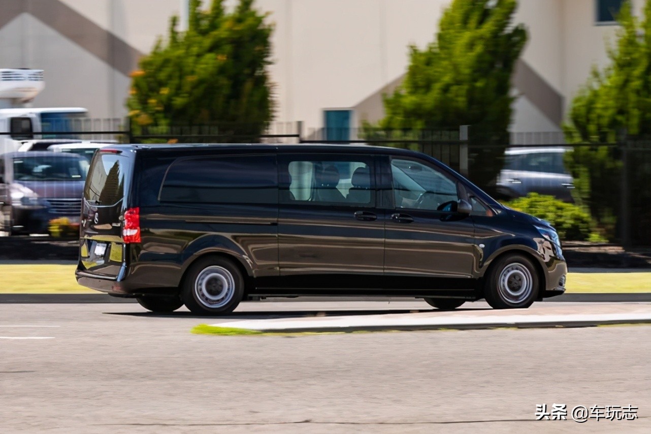 奔驰威霆2022款新车都有哪些改动,奔驰七座商务2021款威霆v级报价