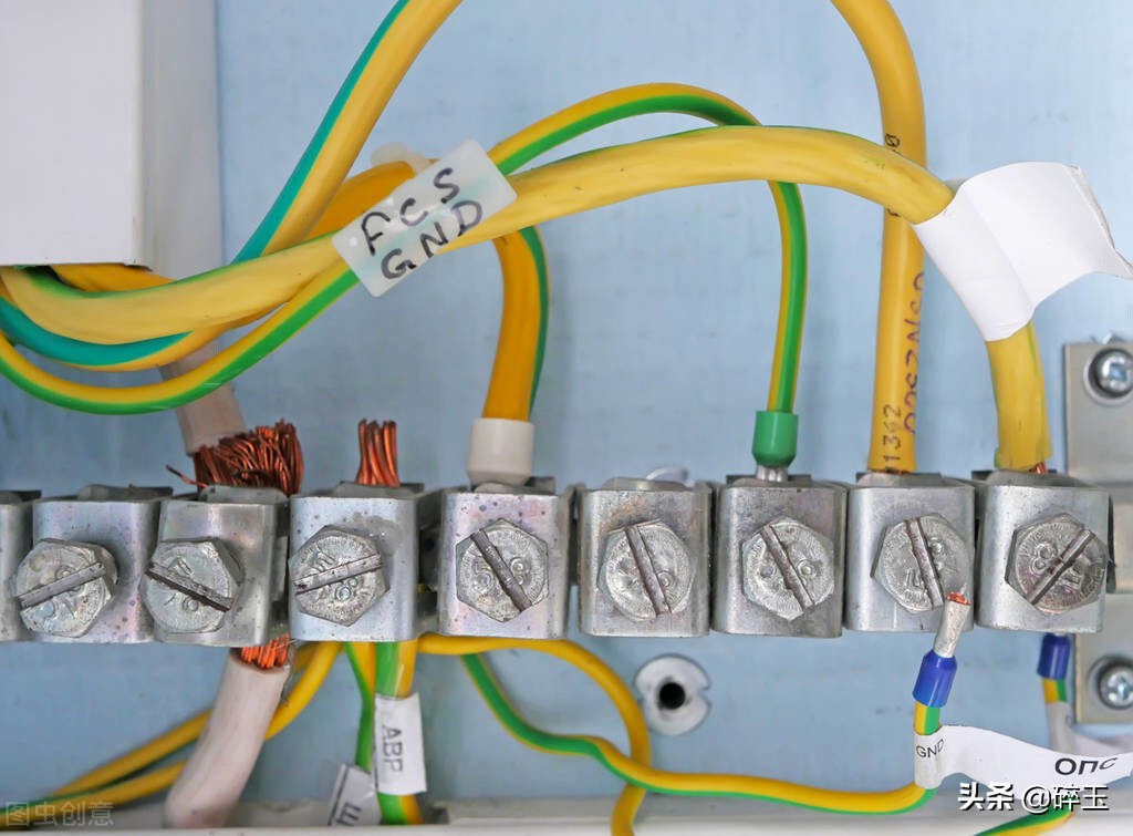 零线火线基础知识从零开始学,零线火线的基础知识