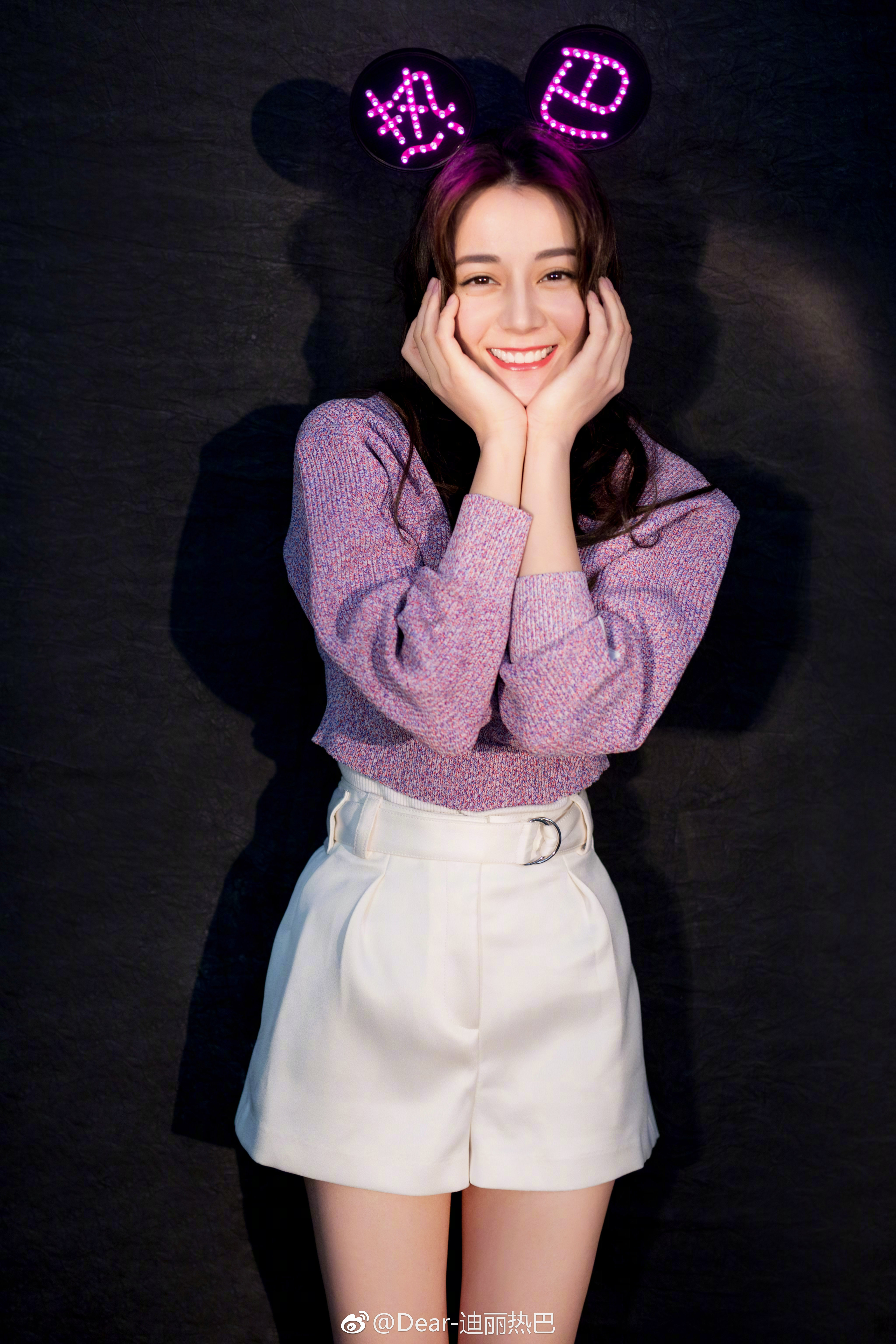 张艺兴和迪丽热巴最新路透,张艺兴和迪丽热巴真的在一起吗