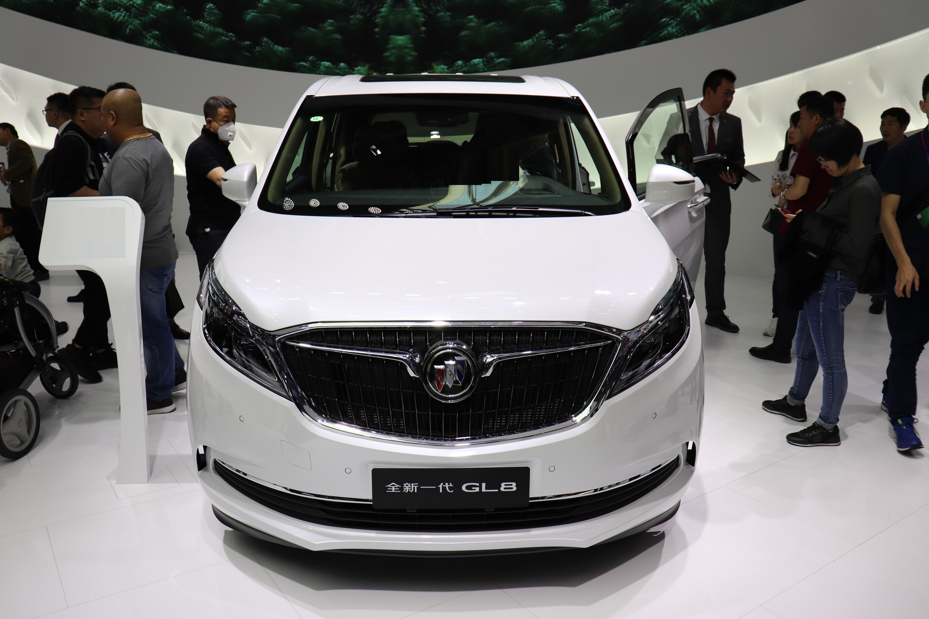 别克gl8es陆尊优缺点,老款别克gl8怎么样优缺点