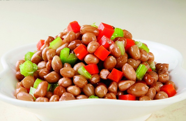 煮花生青菜凉拌,煮花生要怎么才不会黏黏的