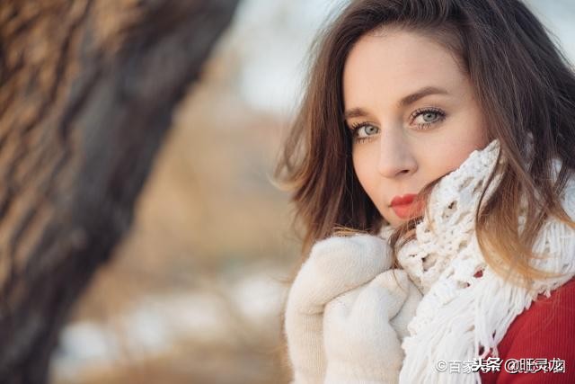 闪光灯适合拍什么风格的人像,拍人像相机闪光灯推荐