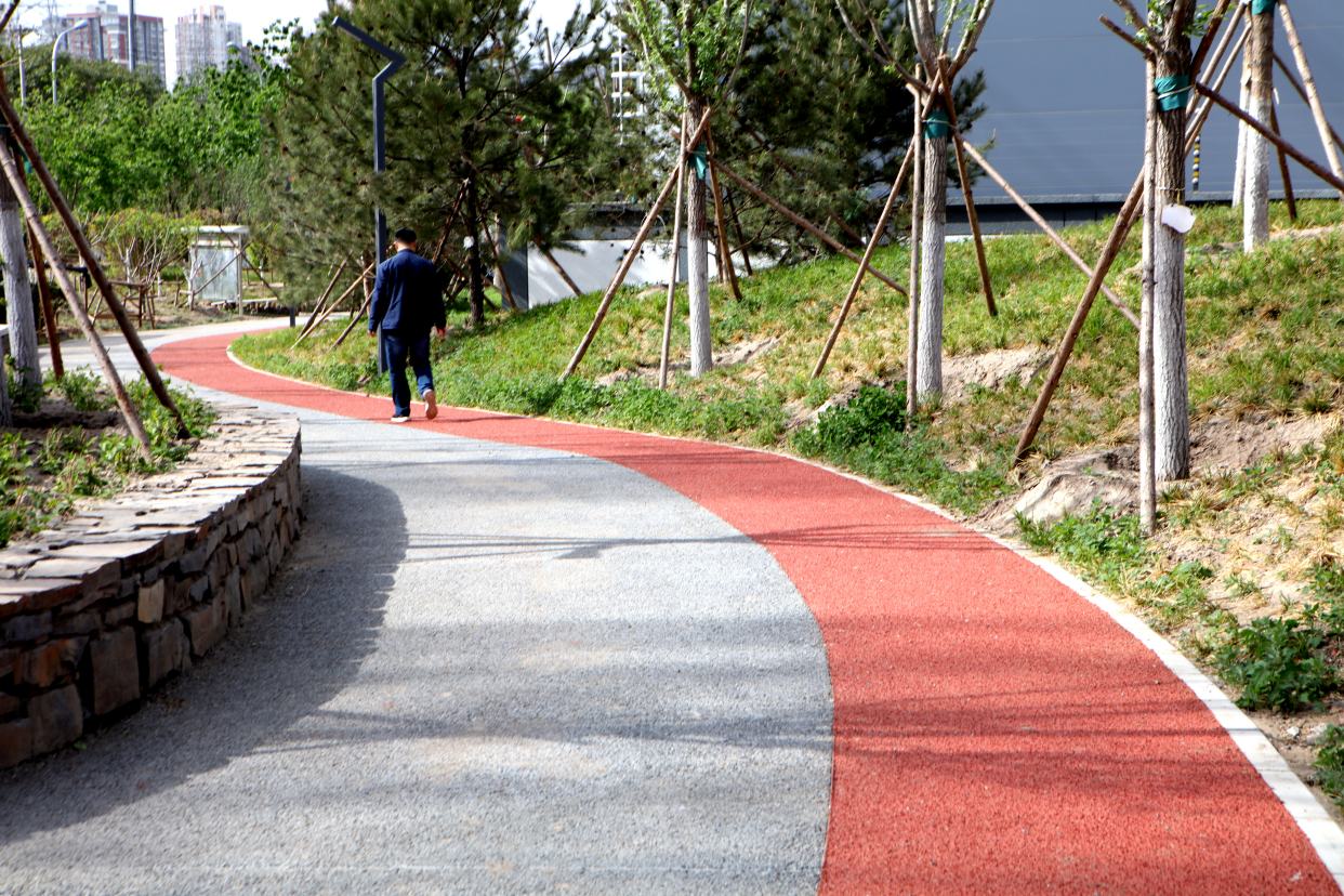 丰台附近健身中心,丰台有塑胶跑道的公园