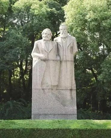 复兴公园里,居然藏着亦正亦邪的黄药师?