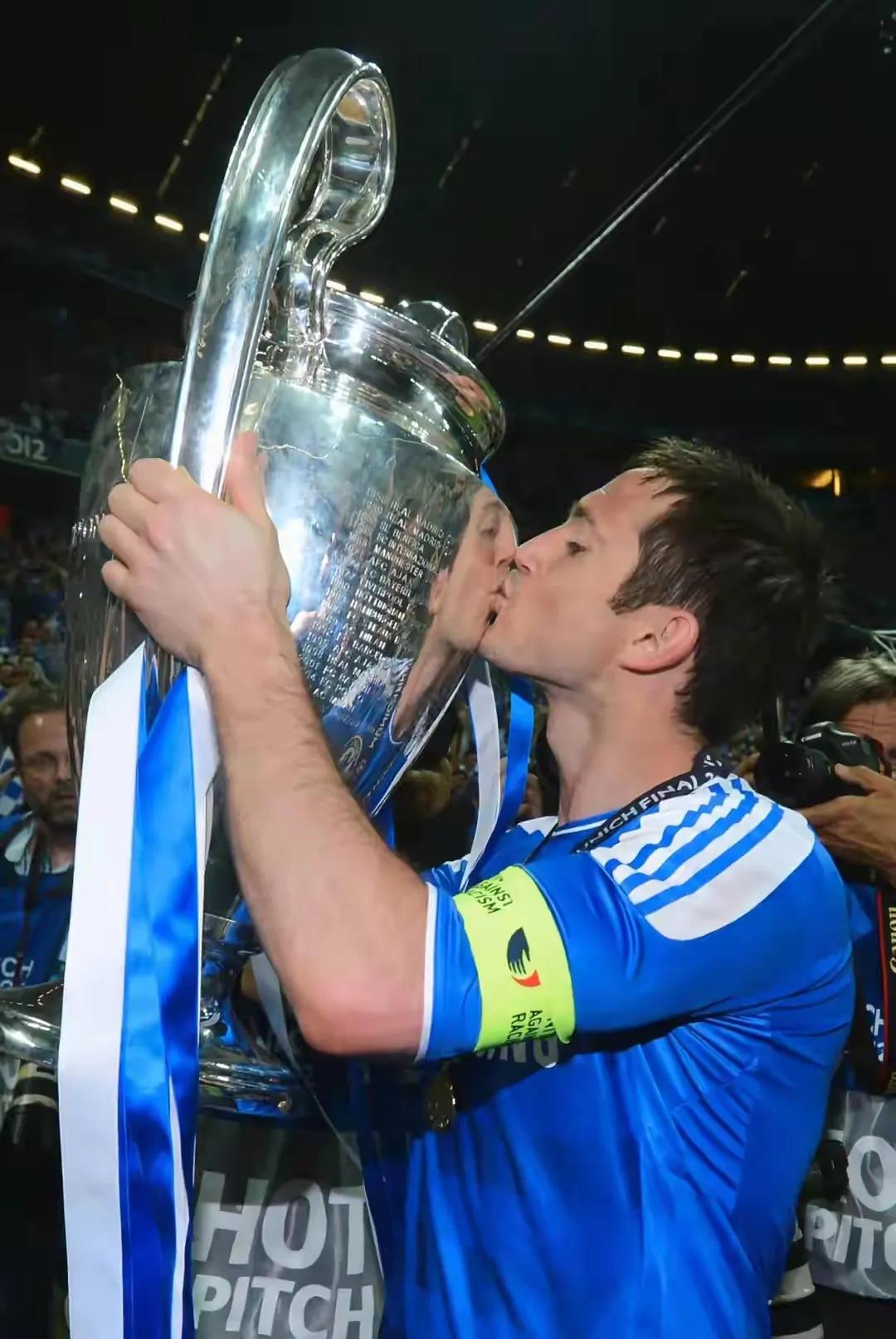 欧洲足球历史最佳阵容,欧洲足球史上十大豪门俱乐部