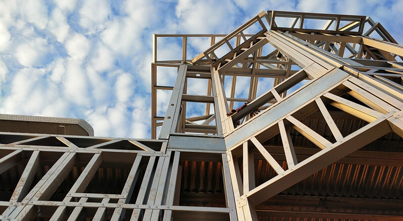 钢结构装配式建筑前景广阔,装配式住宅优缺点