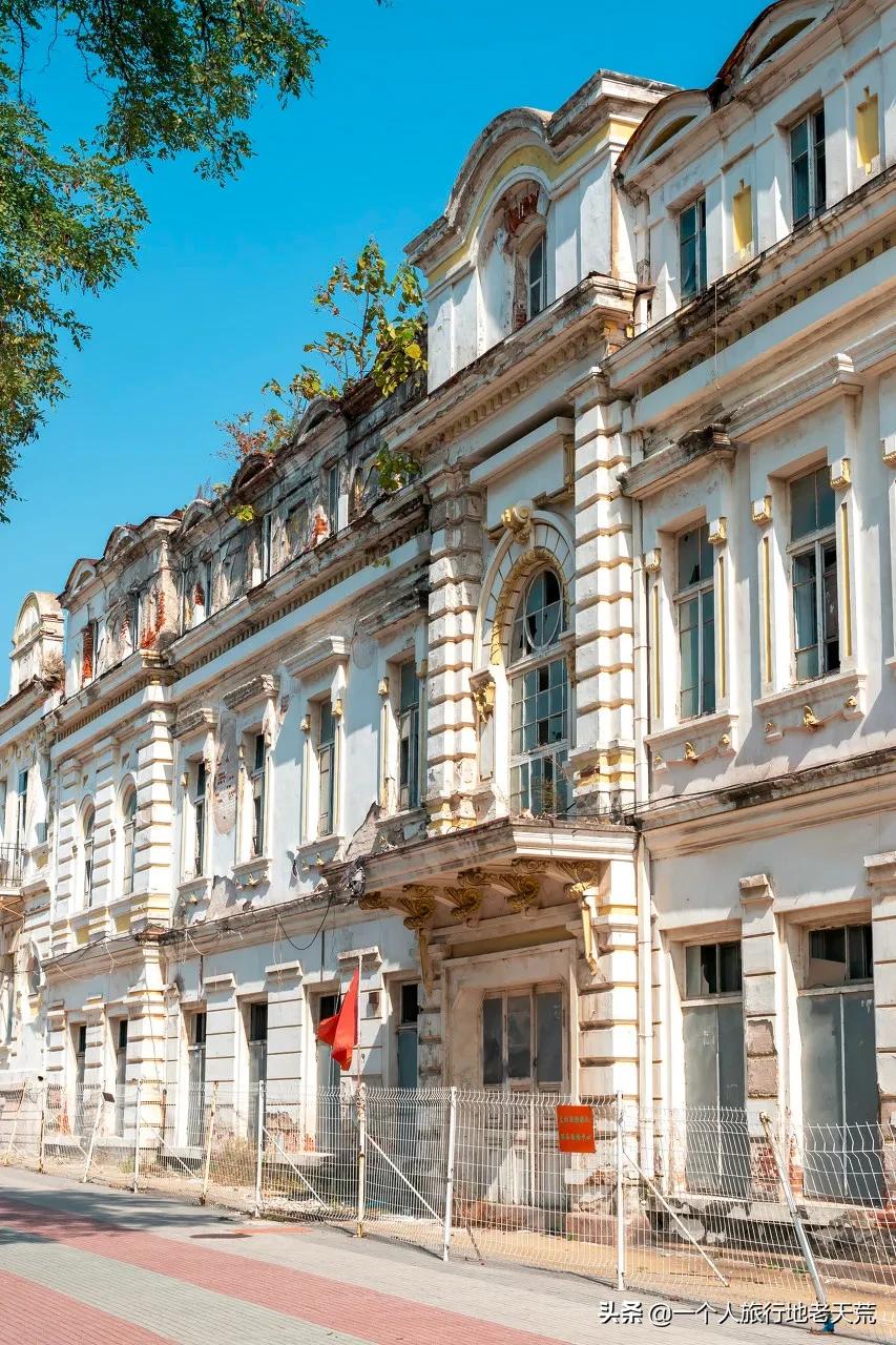 北方这座海滨老城，樱花不输日本，浪漫更胜巴黎