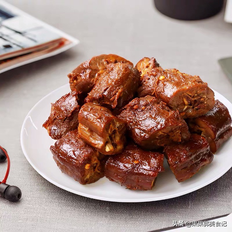 除了郑爽和薇娅卖爆的武汉鸭脖，湖北还有9种吃货不能错过的美食