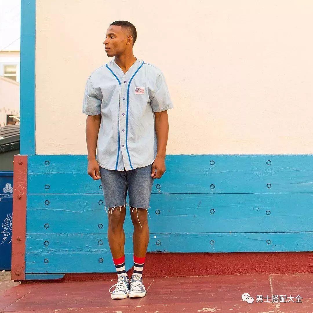 袜子也能搭配出潮流,选对袜子比穿好鞋更重要