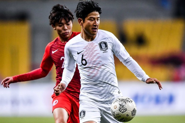 国足回应被炮轰,国足回应踢头事件