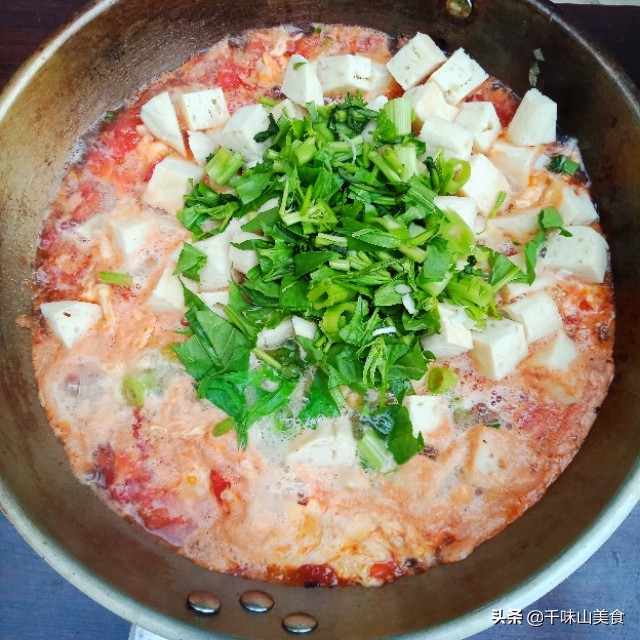 羊肉泡馍没羊肉，大厨教你在家做泡馍，红黄绿白颜色正，味道好