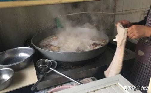 河南开封小笼包和特色小吃,开封十大美食羊双肠