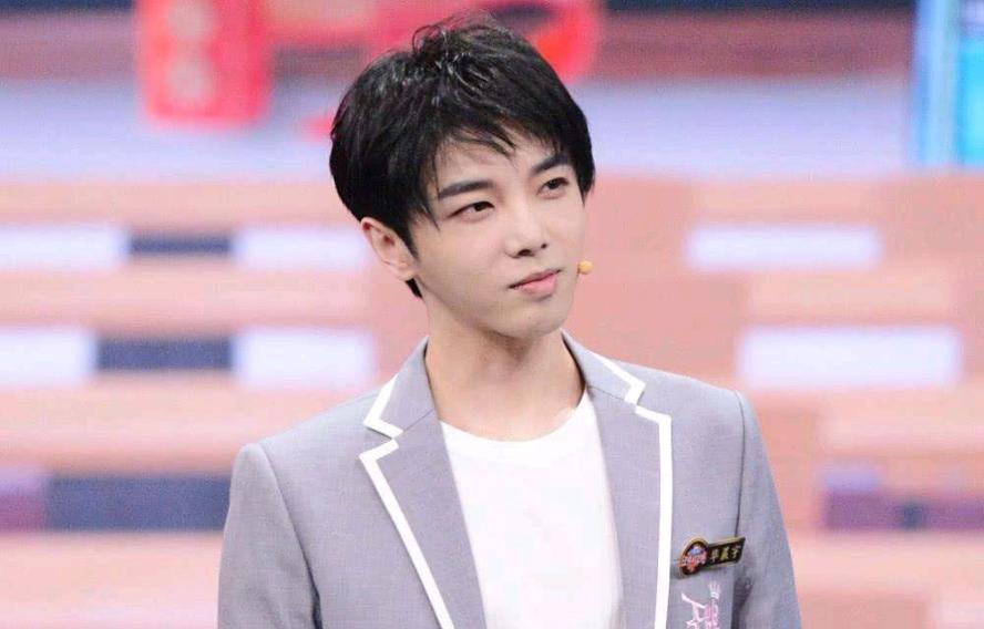 吴彤给过华晨宇多少镜头,导演吴彤怎么火起来的