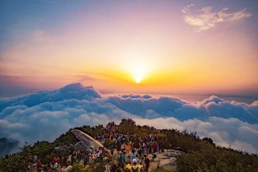 泰山华山黄山哪个是天下第一山,泰山黄山华山还有哪些山共称五岳