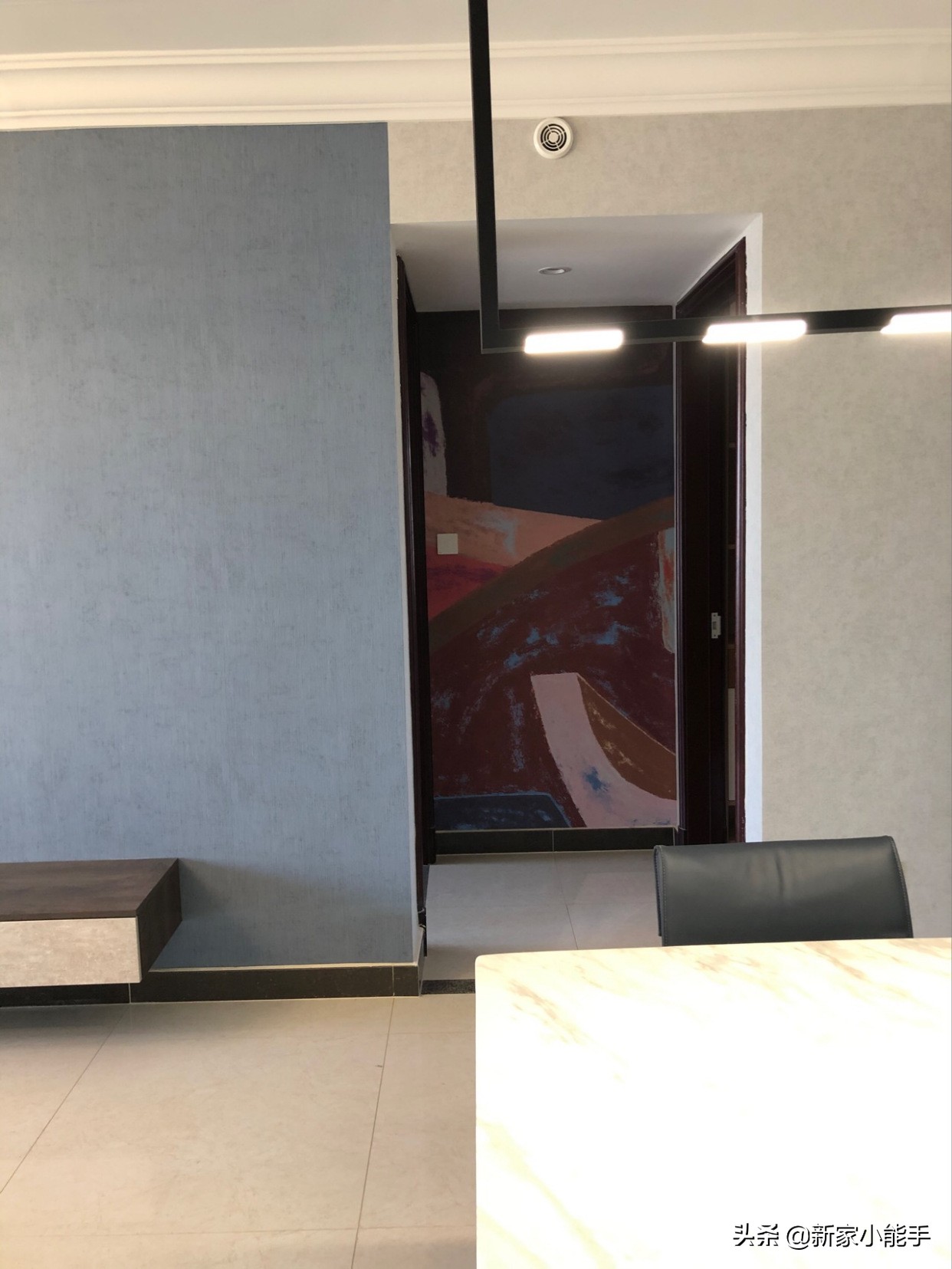 恒大精装房改造墙面刷漆,恒大精装房后期贴墙布还是刷漆