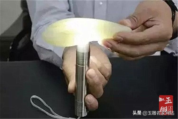 和田玉真假去哪里鉴定,和田玉的识别一招鉴定和田玉真假