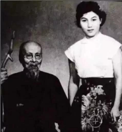 齐白石87岁画的虾背后的故事,齐白石画的虾真的图片及简介