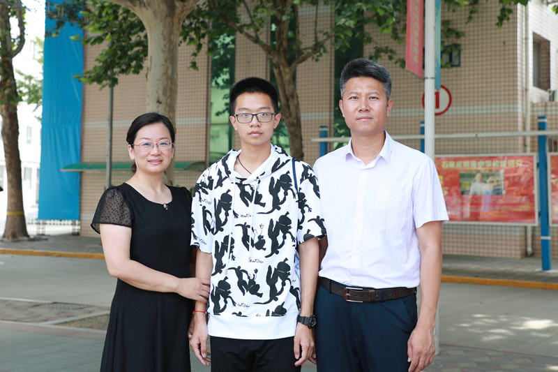 河北刘泽乾高考逆袭,刘泽乾各科考多少分