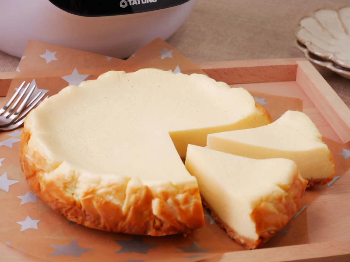 用电饭锅做蛋糕简单方法不用牛奶,电饭锅做蛋糕教程简单不用打蛋机