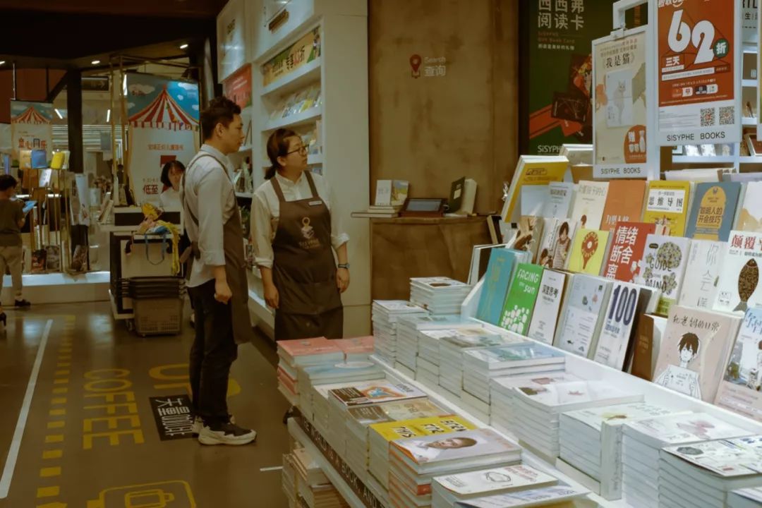 我和男朋友一起上班,我和男朋友在同一家公司实习