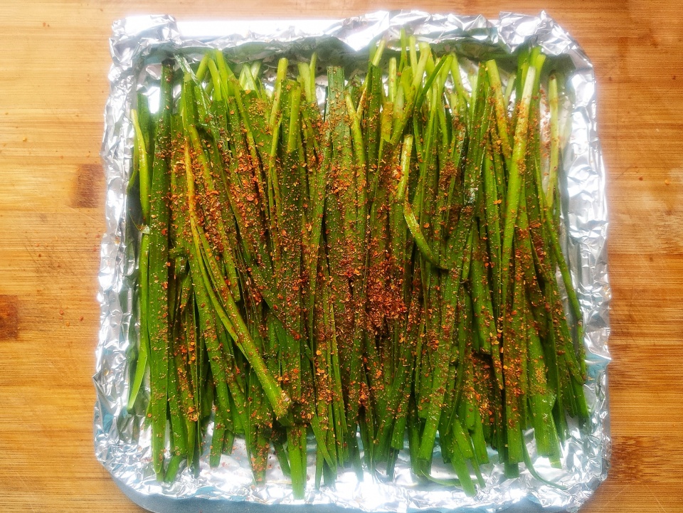 烤韭菜怎么烤才好吃,烤韭菜需要什么调料空气炸锅