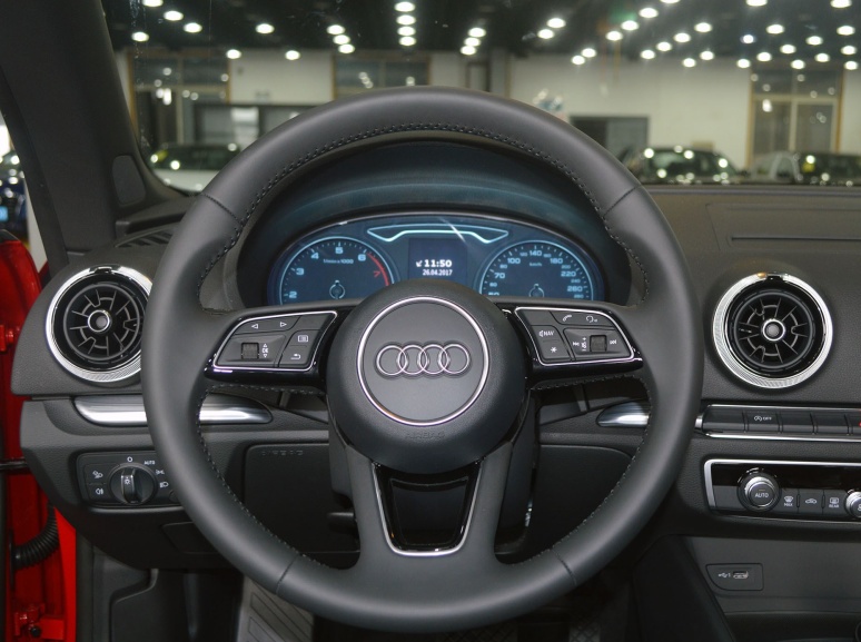 奥迪a3和宝马3系哪个更具有性价比,奥迪a3敞篷2023款落地价