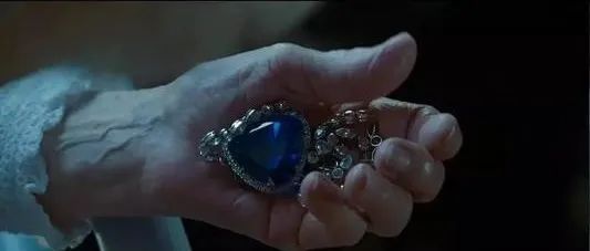 施华洛世奇为什么看起来那么廉价,施华洛世奇为什么那么廉价