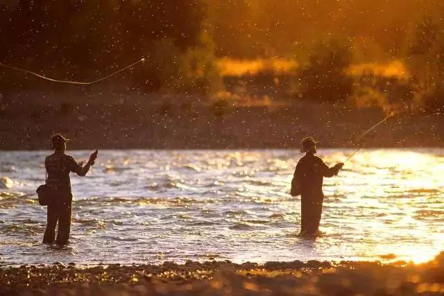 空钩钓上来鱼有什么寓意,路亚空钩上鱼
