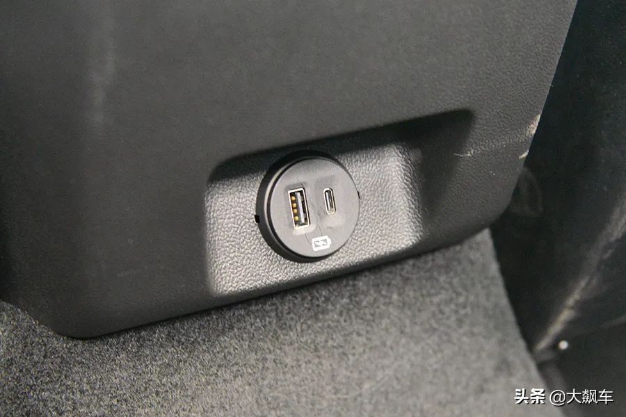 现在的福克斯是几缸,福克斯为什么变得不一样