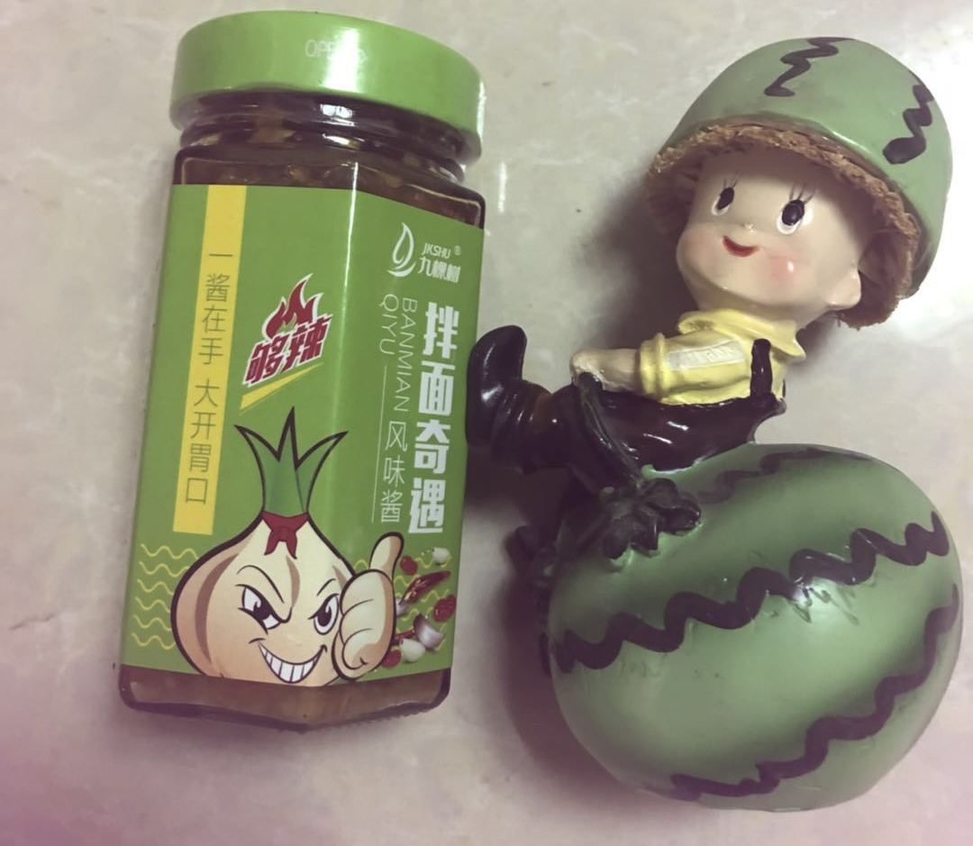 王一博香奈儿买家秀胜过卖家秀,买家秀和卖家秀搞笑对比图片吐槽