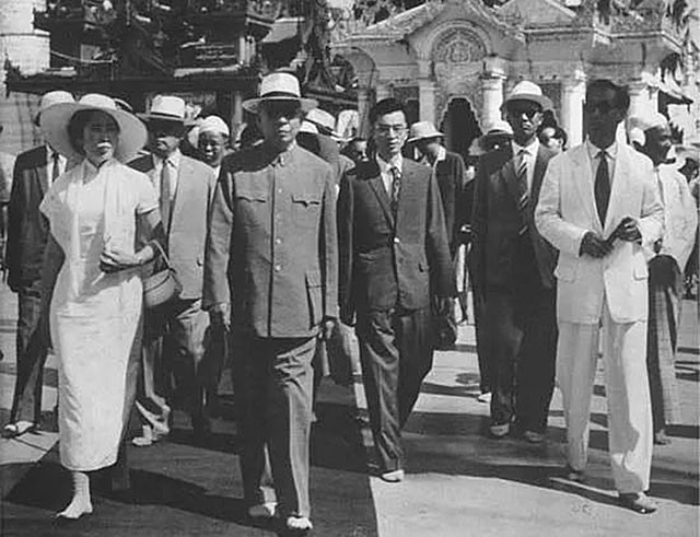 1963年王光美珍珠项链掉入缅甸大海，吴奈温以红宝石项链“赔偿”