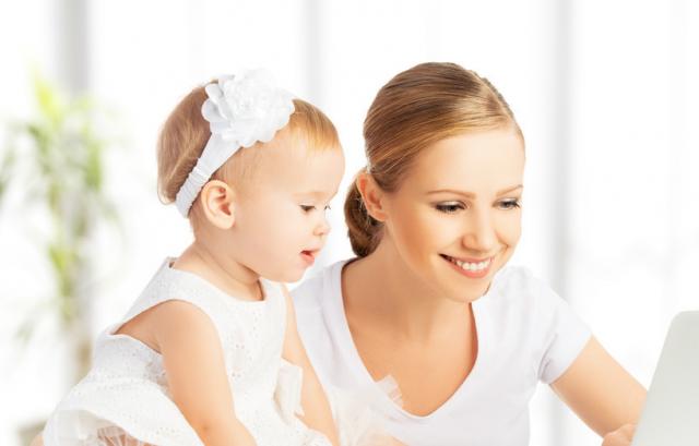 宝宝溢奶了还要不要继续喂奶,宝宝溢奶的原因及解决办法