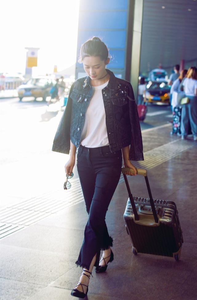 小白鞋好穿又百搭的鞋子女生,小白鞋成熟女性