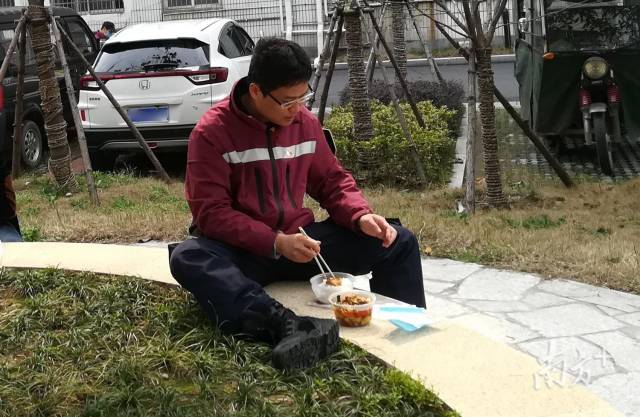 广东援鄂医疗队员王烁被追授优秀*产党共**员|他,以及他的最后时刻