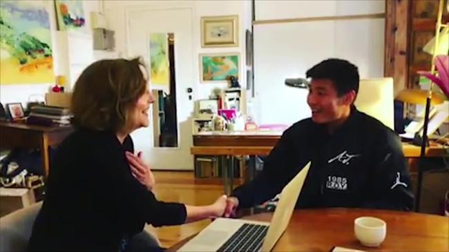 武磊国家队发布会秀西语,武磊讲西语