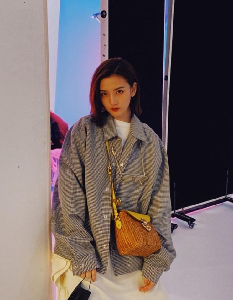 宋祖儿晒九宫格照片,宋祖儿生日九宫格