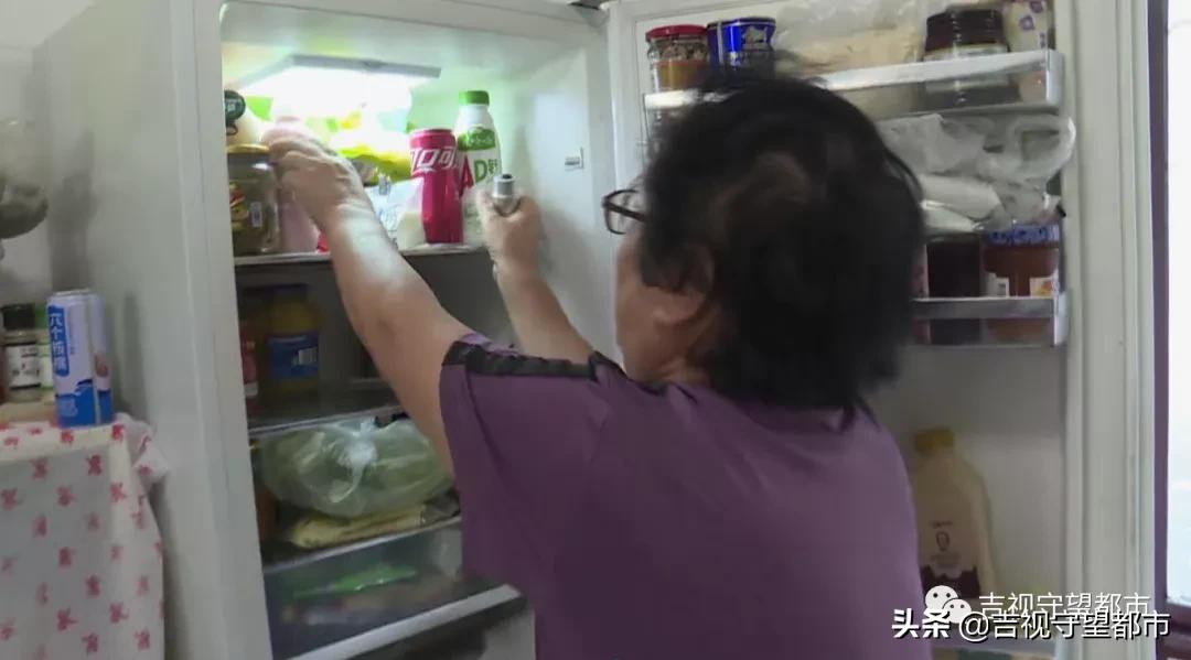 网上找来“官方售后”，9.9元冰箱配件收费460？